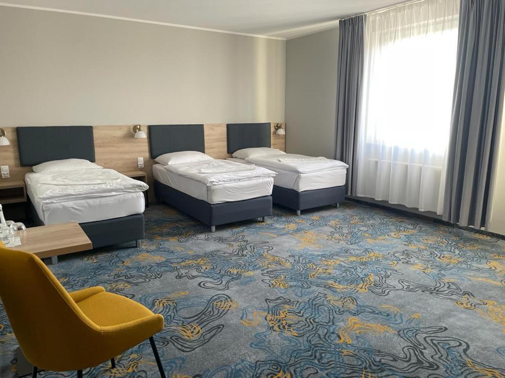 Hotel Dobosz Police Eksteriør bilde